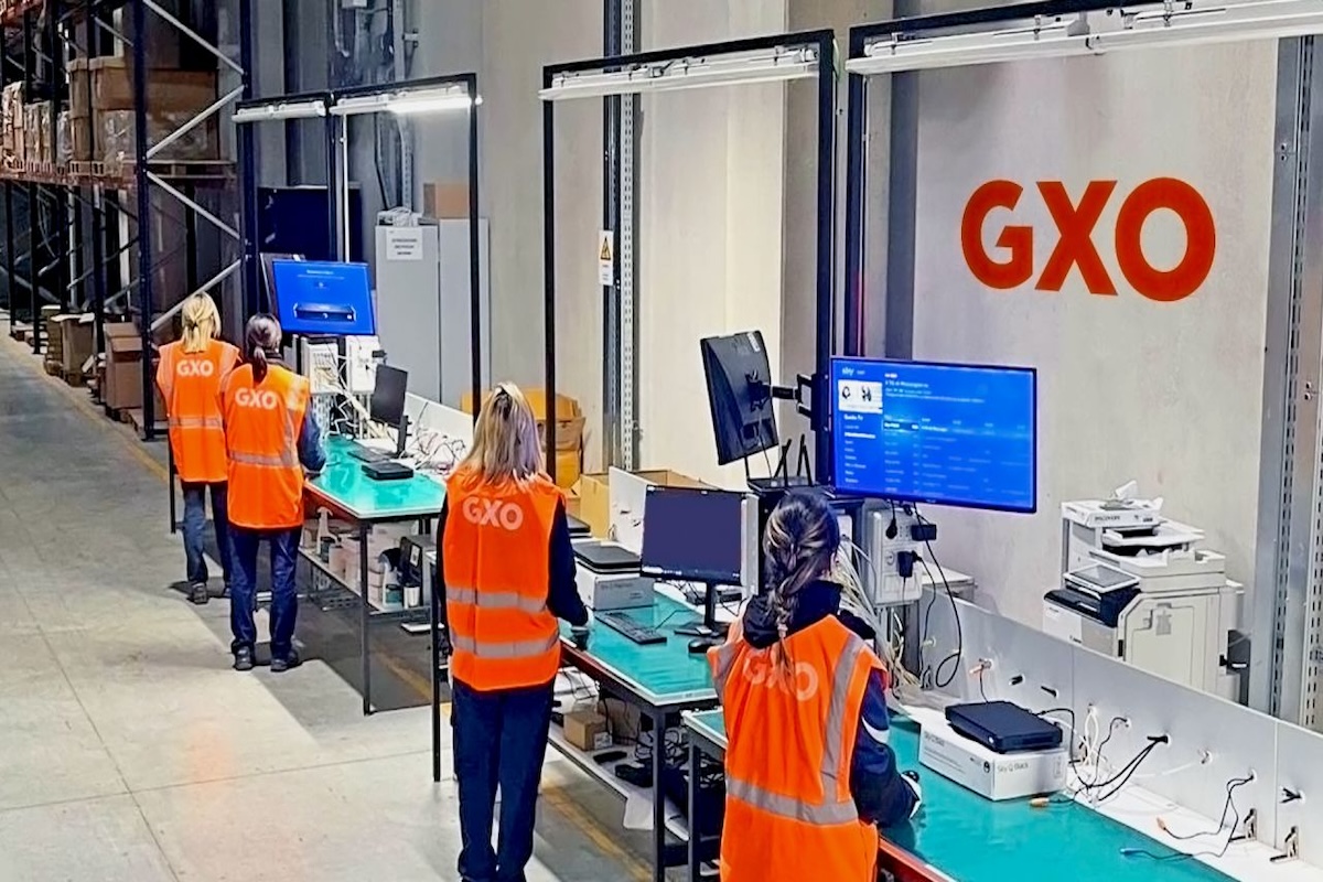 GXO sigla accordo pluriennale per la gestione di logistica e servizi a valore aggiunto di Sky Italia