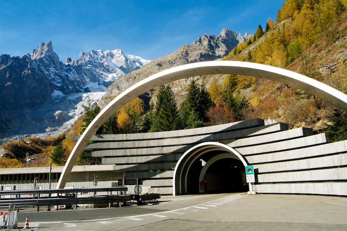 Traforo del Monte Bianco chiuso fino al 12 dicembre 2025: tutto quello che c’è da sapere